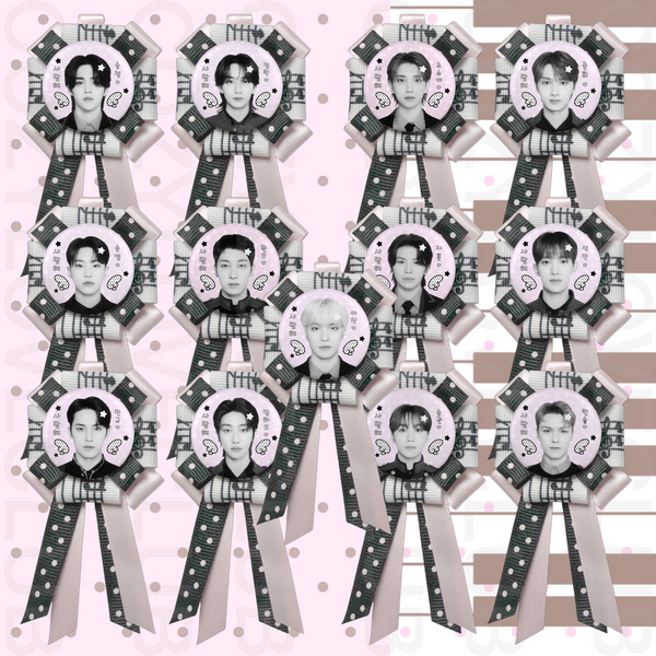 Seventeen Rosette Ribbon Keychain [ WHITE POLKA VER. ]