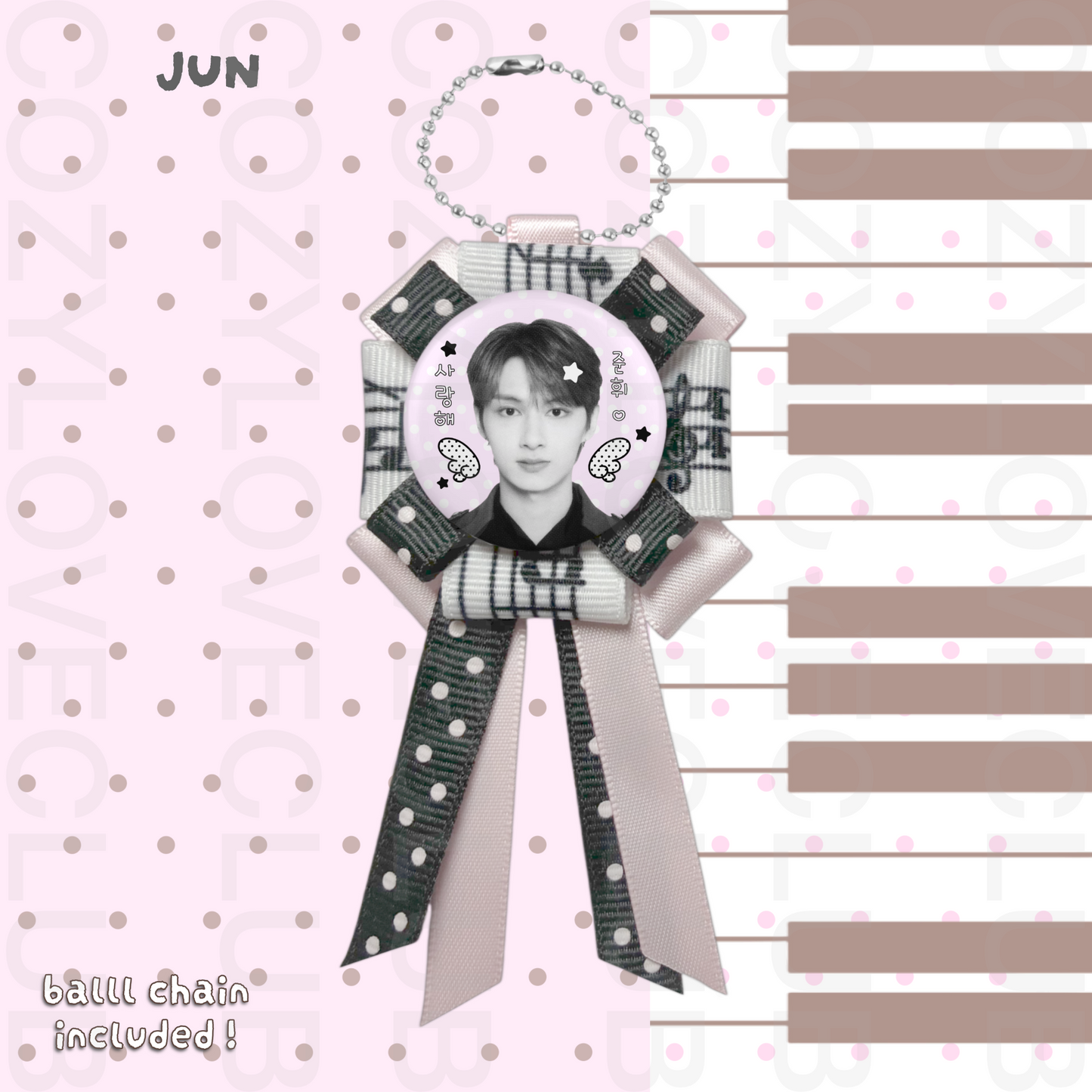 Seventeen Rosette Ribbon Keychain [ WHITE POLKA VER. ]
