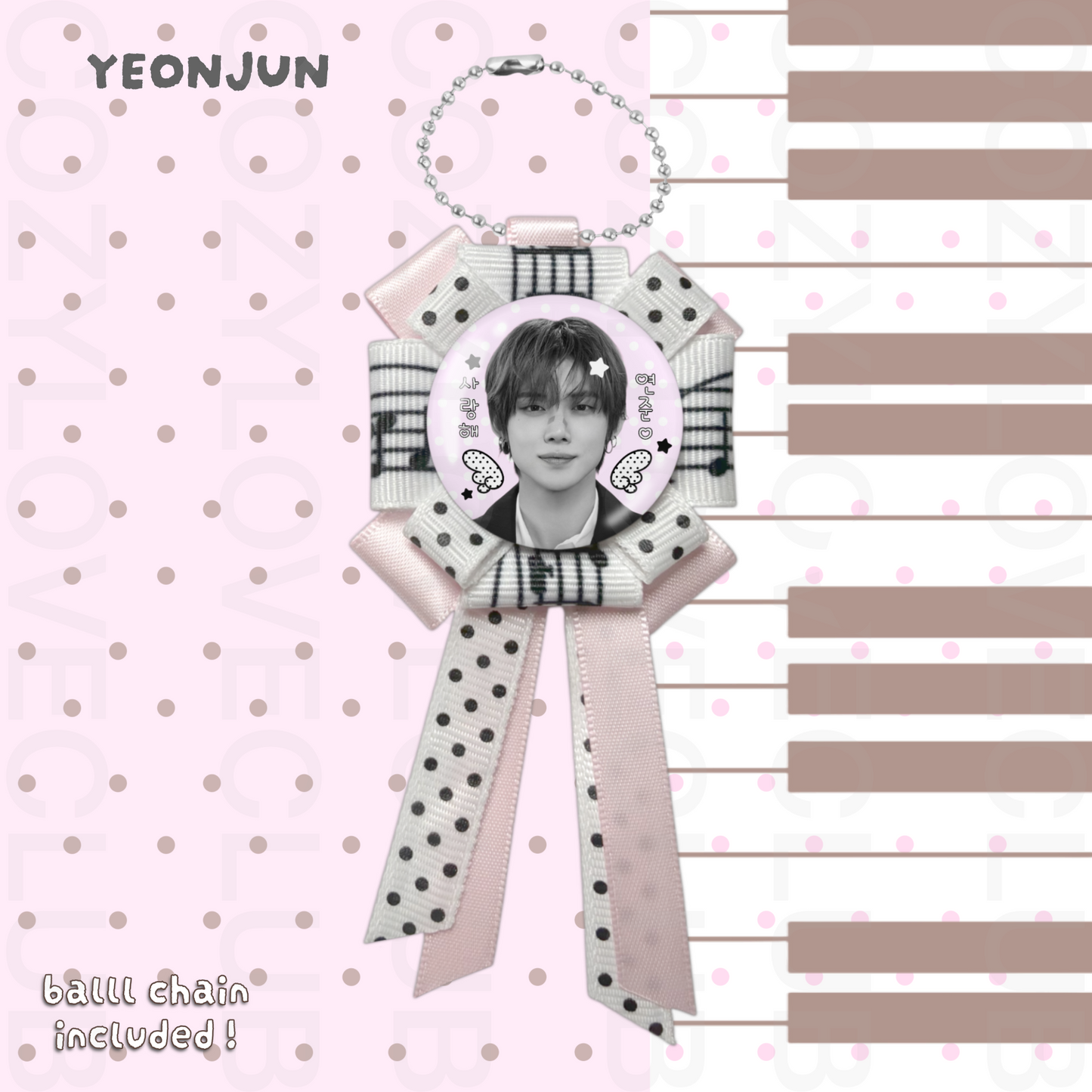 TXT Rosette Ribbon Keychain [ BLACK POLKA VER. ]