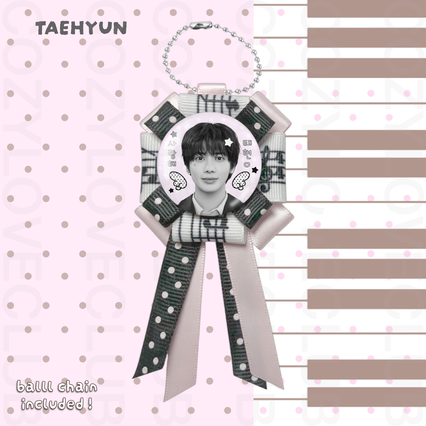 TXT Rosette Ribbon Keychain [ WHITE POLKA VER. ]